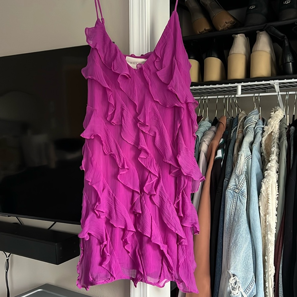 NWT BHLDN Jia Bias-Cut Ruffled V-
Neck Mini Dress - Picture 2 of 5